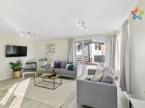 98 Major Drive, Kelson