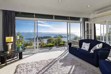 82 Princes Drive, Britannia Heights