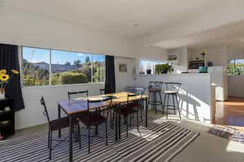 82 Princes Drive, Britannia Heights