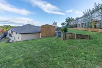 15 Barwick Place, Huntington