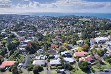 545 East Coast Road, Browns Bay