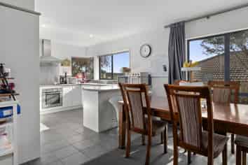 35 Amberley Crescent, Bethlehem