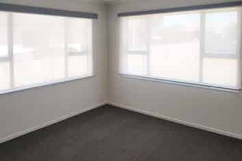 13 Oxford Road, Manurewa