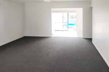 13 Oxford Road, Manurewa