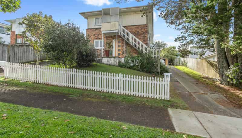 1/14 Strong Street, Saint Johns