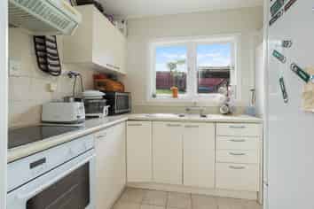 1/14 Strong Street, Saint Johns