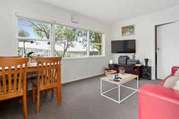 1/14 Strong Street, Saint Johns