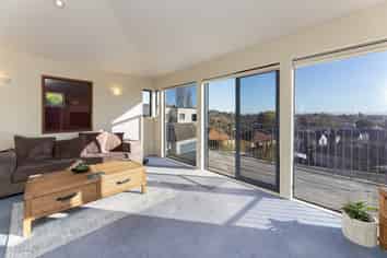 2A Caldwell Lane, Huntsbury