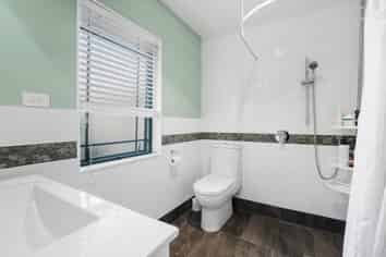 8 Burwood Terrace, Gulf Harbour