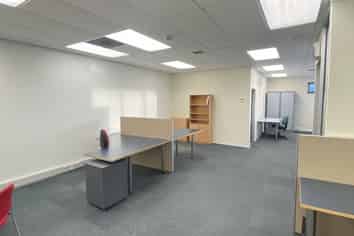 Fantastic Albany office opportunity