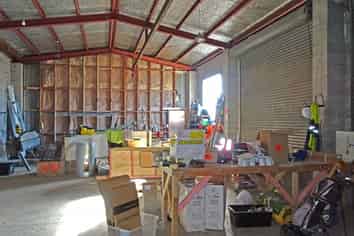 Popular sized Frankton warehouse plus yard
