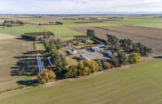 562 Thompsons Track, 