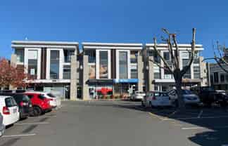 Retail Space in great Bishopdale location!