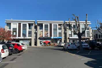 Retail Space in great Bishopdale location!