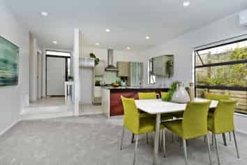 8/40 Scarlet Oak Drive, Albany