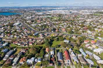 A,B,C/21 Panorama Road, Mount Wellington