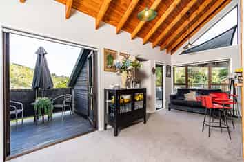 10 Rurumoki Street, Regent