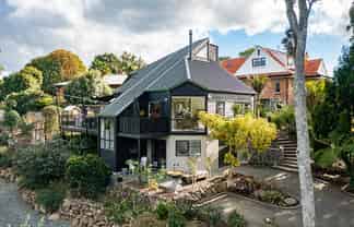 10 Rurumoki Street, Regent