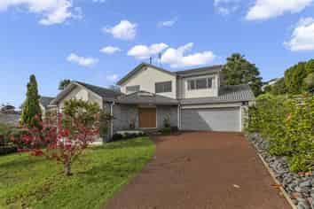 22 Tenbless Court, Unsworth Heights