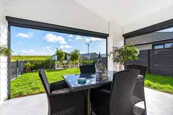 79 Stace Hopper Drive, One Tree Point