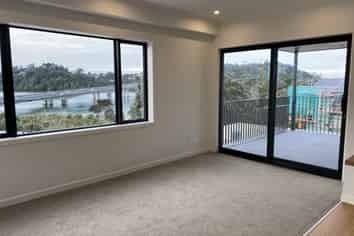 18/194 Buckley Avenue, Hobsonville