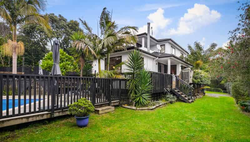 12B Kimberly Grove, Greenhithe