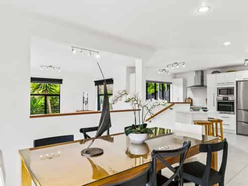 12B Kimberly Grove, Greenhithe