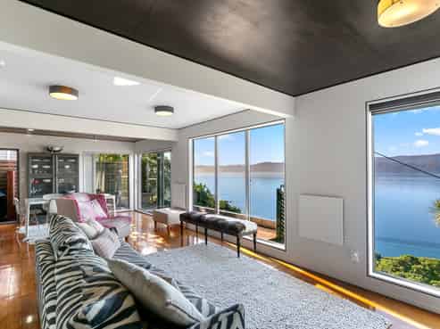 9 Fortification Road, Karaka Bays