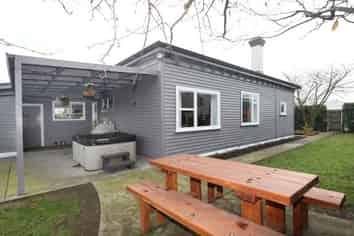 9 and 11 Gray Street, Hinds