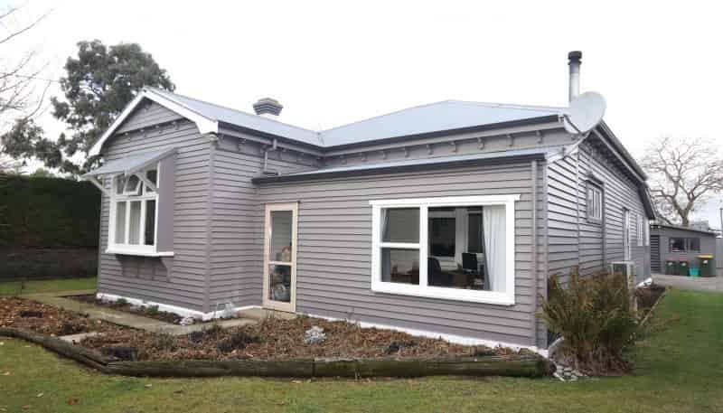 9 and 11 Gray Street, Hinds