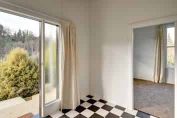 62 Glen Road, The Glen