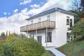 62 Glen Road, The Glen