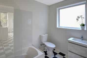 62 Glen Road, The Glen