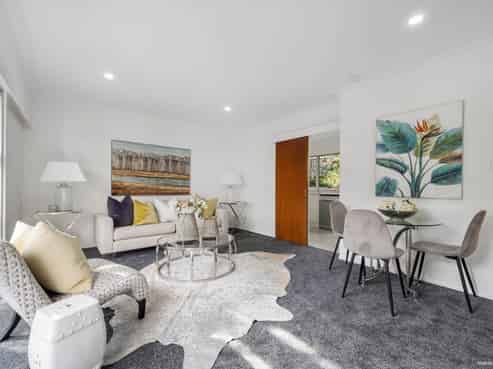 2/21 Cosy Place, Howick