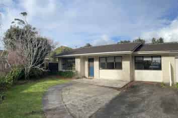 1/6 Papatahi Place, Henderson