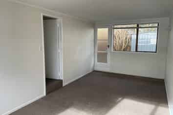 1/6 Papatahi Place, Henderson