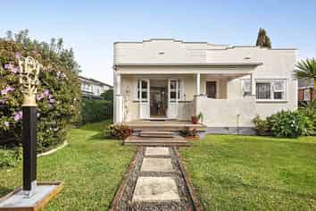 300 Point Chevalier Road, Point Chevalier