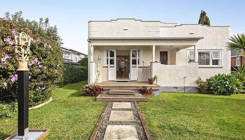 300 Point Chevalier Road, Point Chevalier