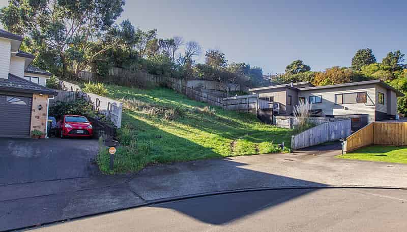 15 Fiordland Place, Aotea