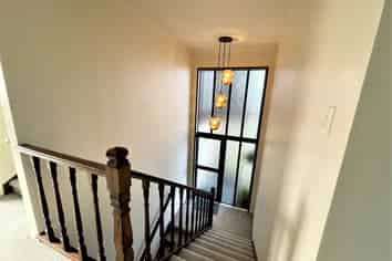 170 East Coast Road, Forrest Hill