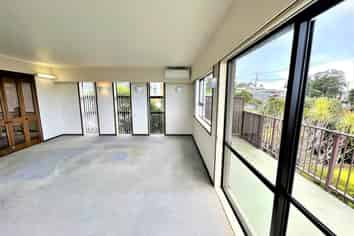 170 East Coast Road, Forrest Hill