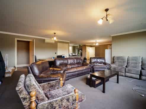 15 Glencairn Street, North East Valley