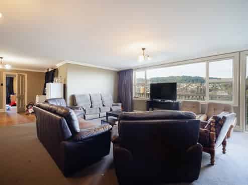 15 Glencairn Street, North East Valley