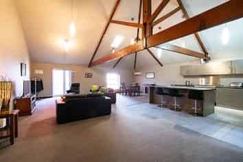 10/2 Manor Place, Dunedin Central