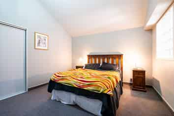 10/2 Manor Place, Dunedin Central