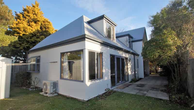 8A Mona Vale Avenue, Riccarton