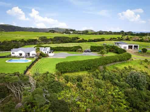 408 Oaia Road, Muriwai