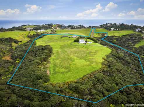 408 Oaia Road, Muriwai