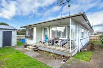 2 Upland Road, Western Heights