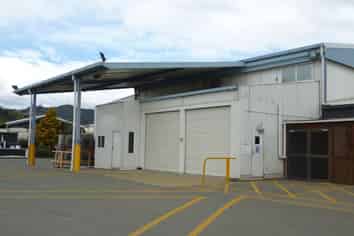 Food processing, warehouse or storage